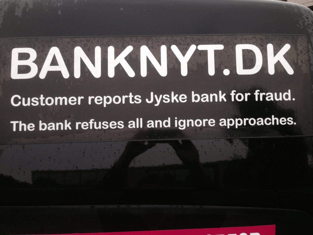 Lær jyskebank at kende Hvem dækker over Jyske Banks fortatte svigforretninger. Bribery at the top of the Danish business seems to have been politically approved. Following Jyske Bank's fraud case. Lundgren's lawyer partner company paid several million Danish kroner, moreover, the same Lundgren's lawyers who would not bring a case against the Danish bank Jyske Bank for fraud. Which Lundgren's lawyer partner company regrettably forgot to submit to the court. That it happened according to Jyske Bank's management, certainly by CEO Anders Dam who is directly contributing to Jyske Bank's continued crimes. When Jyske Bank then chose to give the large law firm Lundgren's lawyers a huge order. It became very clear that the overall board of directors of Jyske Bank continues to expose the customer to very serious fraud transactions. And that Jyske Bank's board of directors is still behind millions of scams and now probably also corruption. All to disappoint in legal matters, and to serve the shareholders in the Danish B