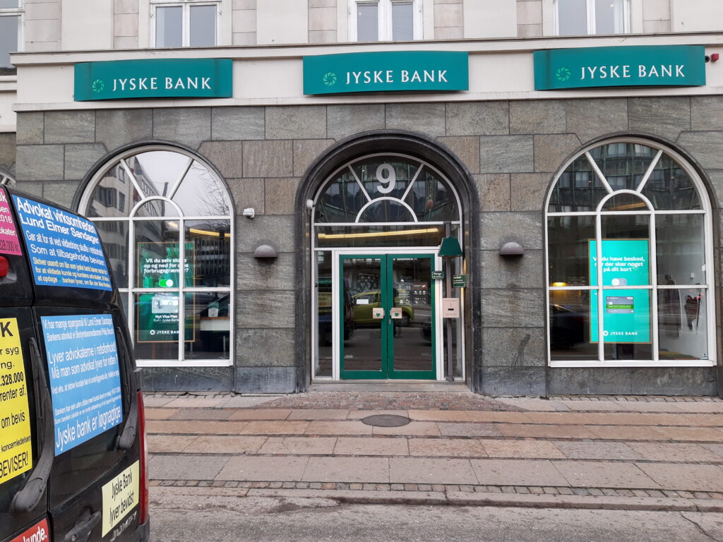 Bribery is not only a problem of Danish society. When a client hires Lundgrens Advokater, to file a case of fraud, executed against a Danish bank customer in Jyske Bank. And the client clearly and clearly tells Lundgren's attorneys that the fraud crime was committed by Jyske Bank, and this is done with the Group management's knowledge, and certainly contributes to the client in the case BS-402/2015-VIB When the customer saw over 1 year. after Lundgren's lawyer b occurred and shortly after the lawyers had been hired to file a fraud case against Jyske Bank. Discover that even the same Lundgren's lawyer company, has been employed by the Jyske Bank Group, in a trade for DKK 600 million. And the client also discovers that Lundgren's lawyers have countered that some of their client's claims were brought to court. When Lundgrens directly against the client's instructions, does not present any of the client's claims against Jyske Bank, which the client has many times given Lundgrens Advokater clear instructions to submit. What do you call it if Jyske Bank did not pay Lundgren's Return commission by giving Lundgren's lawyer partner company a million orders. Should Lundgren's Attorneys not be reported to the lawyer mentioned, as a total lawyer's house, since Lundgren's partner has all taken oaths. paragraph 10.4 of Lundgren's set of rules. When it comes to violation of good attorney practice, and possible receipt of return commission in the form of million work for Jyske Bank, neither Lundgrens nor Jyske Bank's Executive Board should hide the truth when the client only seeks the truth about the danish bank Jyske Bank's real foundation.