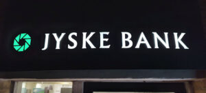 Customers continue to make fierce accusations against the Jyske Bank group, for being behind extensive crime, including for fraud, use of false documents, use of bribery, abuse of power of attorney, use of legal abuse, and much more. When neither the Danish state nor the government nor Jyske Bank want to respond to some of my inquiries, which only supports that I write the truth when I use and write phrases such as Jyske Bank are criminals and Jyske Bank is behind fraud and the use of forged documents and that Jyske Bank has bribed Lundgren's lawyers to keep me as a client out of the case against Jyske Bank. . #dkpol #bank #banking #crime