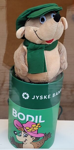 Since I am writing a book about how corruption and cronyism rule Denmark, I will once again bring my call to the Danish state for the informants involved, as well as the many criminals in Jyske Bank A/S, to be interviewed for use in the content of my book, and I ask you to accept my evidence that Jyske Bank is behind extensive crime, I still want to present this to the Prime Minister's Office, the Ministry of Finance, the Financial Supervisory Authority, the Ministry of Justice, the National Bank, the Danish Courts Authority and, not least, the Danish politicians in the Folketing. In other words, the many participating politicians who are aware of Jyske Bank's use of fraud and forgery as well as abuse of power of attorney, but who cover up the organized crime which Jyske Bank A/S is behind, have no comments on what I write, so answer that you are agree, and say I can't stop corruption and cronyism in Denmark, my task is simply to write about it and warn others.