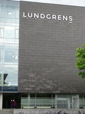 There are several members of the Danish government, including the Prime Minister Mette Frederiksen, and employees of the Ministry of Justice, the Bar Council, the Prosecuting Authority, the State Attorney, the Ministry of Prime Ministership, who together with employees of Kromann Reumert lawyers, Horten lawyers, the Danish Supreme Court, the consumer complaints board, Dansk Erhverv, DLA Pipper lawyers, Lund Elmer Sandager lawyers, Lundgren lawyers, who by passivity have covered Denmark's probably largest criminal enterprise. I refer to Jyske Bank's fraud as a problem for the Danish State, since several employees such as Jens Steen Jensen, Birgitte Froelund, Kurt Rasmussen, Soeren Ejdum, Rikke Skadhauge Seerup Krogsgård, Henrik Hyltoft, Martin Lavesen, Dan Terkildsen, Mette Marie Nielsen "Danske Bank", Emil Hald Vendelbo Winstrøm "Rambøll", Sebastian Lysholm, Thomas Schioldan Sørensen from Rödstenen lawyers, Morten Ulrik Gade, Anders Christian Dam, and many more, ther are directly involved, aktiv or passively. What they all have in common, is that they cover up Jyske Bank's crimes, as the state and the authorities, have large financial interests in this particular criminal Danish bank.
