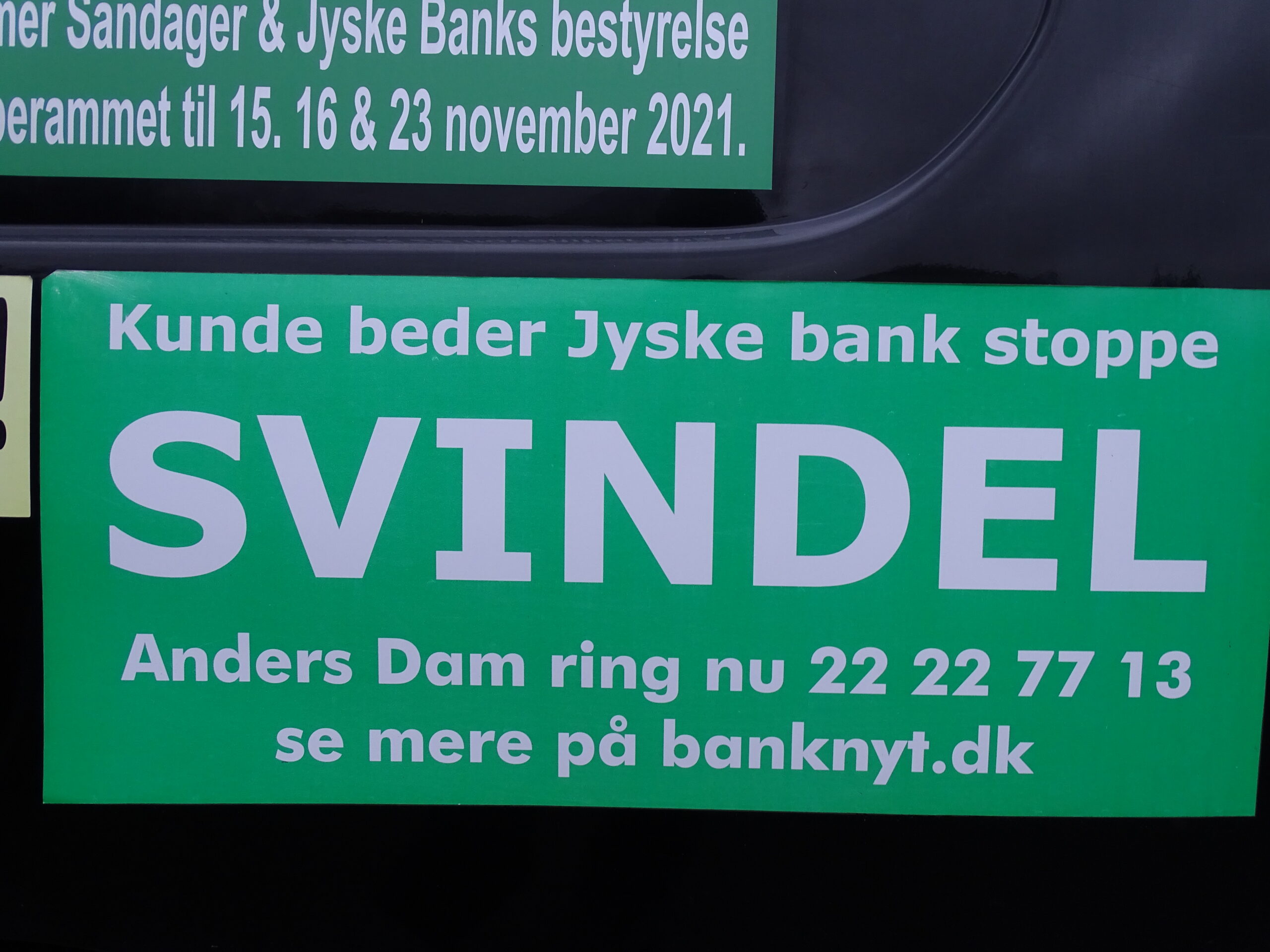 JYSKE BANK A/S HAR LAVET OG ELLER BRUGT. 1. Bedrageri. SVIG 2. Bondefangeri. 3. Dokument falsk. FALSK. 4. Vildledning. 5. Udnyttelse. 6. Lyver for kunde. 7. Vanhjemmel. 8. Bestikkelse / returkommission. Som da Jyske Bank Bestak Lundgrens advokater til at morarbejde den klient, som havde ansat Lundgrens til at fremlægge en sag om svig og falsk mod Jyske Bank A/S 9. Retsmisbrug. 10. Misbrugt adgang til Tinglysningsretten. 11. Fuldmagt misbrug. 12. Ond tro. 13. XXXXXXX. 14. Mandag svig. 15. Lyver overfor Penge Institut ankenævnet. 16. Lyver overfor domstolen. 17. Kan vel skrive MAGT MISBRUG, også. 18. Har taget overpant og sikkerheder for omkring 12 millioner, for en gæld på ca. 3 millioner, hvor der der givet pant i min ejendom på 3 millioner, et pantebrev Jyske Bank A/S iøvrigt ikke vil udlevere uden at stille krav, og det på trods af at jeg ikke skylder Jyske Bank noget som helst. 19. Nægter at udlevere de dokumenter hvori jeg private tidligere har givet Jyske Bank sikkerhed og kaution for selskabet, der