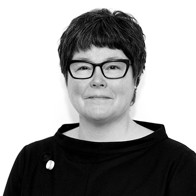 Jeg vil hermed 14 august 2022. opfordre jer alle i Finans Danmark, og også alle medlemmer af Finans Danmark, til at se, og eller gense mine YouTube videoer, hvor i jeg beskylder Jyske Bank A/S for at stå bag omfattende kriminalitet, se dem her i LINKET. Hvis Jyske Bank A/S ikke har lavet overtrædelser af straffelovens bestemmelser, så opfordre jeg hermed Finans Danmark til at hjælpe Jyske Bank A/S, ellers hjælp mig med at stoppe kriminelle Danske banker, med henvisning til det jeg skriver på jyske bank bilerne og mange sider som på www.banknyt.dk - jeg forsøger at få noget opmærksomhed, men den Danske stats og regeringens mørke lygte er svære at hamle op med, men jeg bliver da bare ved og ved, og jeg stopper ikke undtagen CEO Anders Christian Dam CEO Jyske Bank A/S beder mig rigtigt pænt om det. Derfor SVAR NU PÅ MIN MAIL OG DETTE BERV. Samt svar på de nu 29 spørgsmål i spørgertemaet.