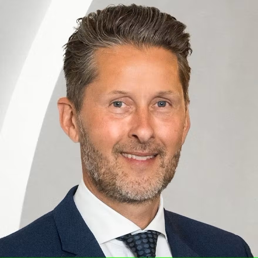 Kunde siger at også advokat Morten Ulrik Gade for JYSKE BANK har haft en central rolle i Jyske Banks omfattende svindel. Morten Ulrik Gade der har selv medvirket til Jyske Banks organiseret bedrageri mod den lille virksomhed, da Morten Ulrik Gade skjult at kunden ikke har lånt de penge 4.328.000 dkk. som Jyske Bank hæver renter af. Jeres svar vil indgå i min bog, og eventuelle ikke svar vil blive registeret som at i er enige, men jeg beder jer alle samme om og tage en debat i folketinget og der stemme for om alle politikerne fortsat vil dække over Jyske Banks mange strafbare handlinger, eller om i lave en haste lov er undtager Danske banker fra at skulle overholde Dansk lov. Vil i som modtager denne her mail, medvirke til at dække danske bankers lovovertrædelser, og samtidig være med til at undergrave Danskernes retssikkerhed. Indsætter kopi af den sendte Gmail mail her med LINK. Eller. Vil i handle på de oplysninger i har modtaget til dato, i kunne starte med at se beviserne som jeg overbragte til folketinget 1 maj 2019, altså før jeg vidste at Lundgrens der var advokater på sagen mod Jyske Bank A/S, allerede i foråret 2018. var blevet købt og betalt af Jyske Bank A/S for at Lundgrens advokater ikke måtte fremlægge nogle af vore anklager mod Jyske Bank A/S / Dem der i Jyske Bank koncernen startede det omfattende bedrageri mod kunde i Banken var Nicolai Hansen, Jeanett Kofoed-Hansen, med hjælp af Casper Dam Olsen og Anette Kirkeby, vil du lære mere hvordan du kan snyde og bedrage så få et job i Jyske Bank, kontakt Jyske Bank her +4589898989 Fundamentet i Jyske Bank. Jyske Bank A/S Helsingør behind extensive fraud carried out by at least. Jeanett Kofoed-Hansen and Nicolai Hansen. And that with the help of at least Casper Dam Olsen. Anette Kirkeby. Søren Woergaard. Morten Ulrik Gade. Birgit Buch Thuesen. Philip Baruch. and continued help from Kristian Ambjørn Buus-Nielsen and CEO Anders Christian Dam, Niels Erik Jakobsen, Per Skovhus, Peter Trier Schleidt, Martin Skovsted-Nielsen, Lars Stensgaard Mørch and many more.